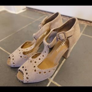 Clarks Soft Leather Sandals Heels